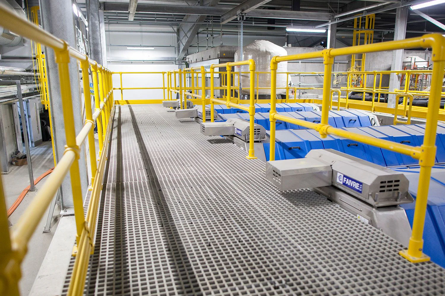Anti-Slip GRP Grating - 38mm Thickness - Image 3