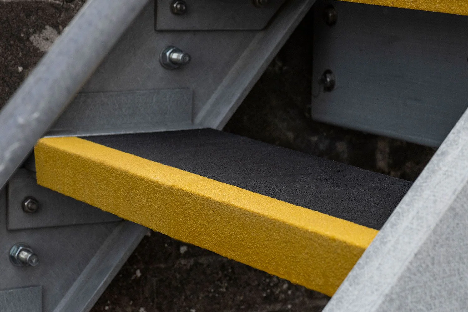 Anti-Slip GRP Stair Tread - Image 2