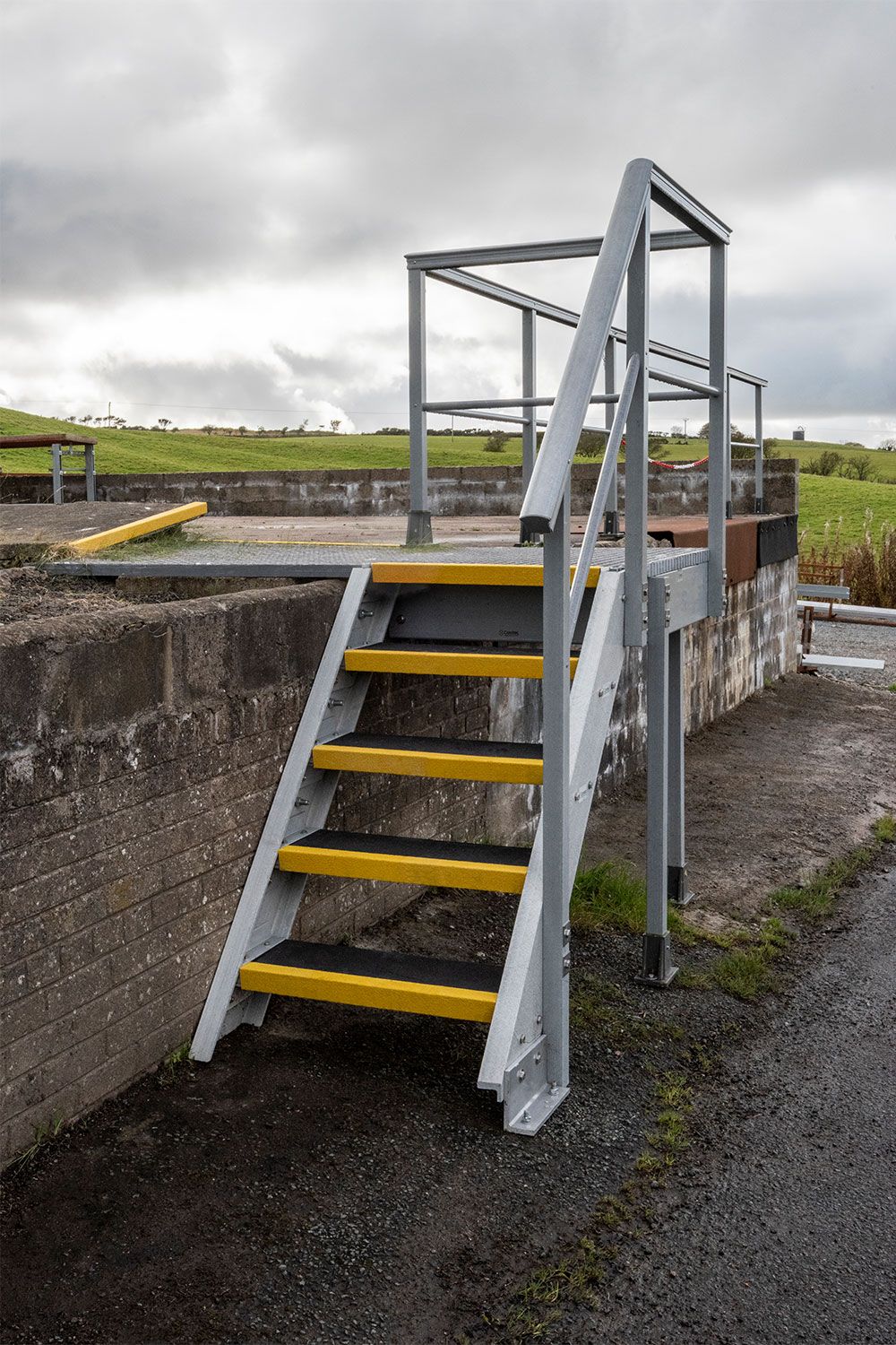 Anti-Slip GRP Stair Tread - Image 5