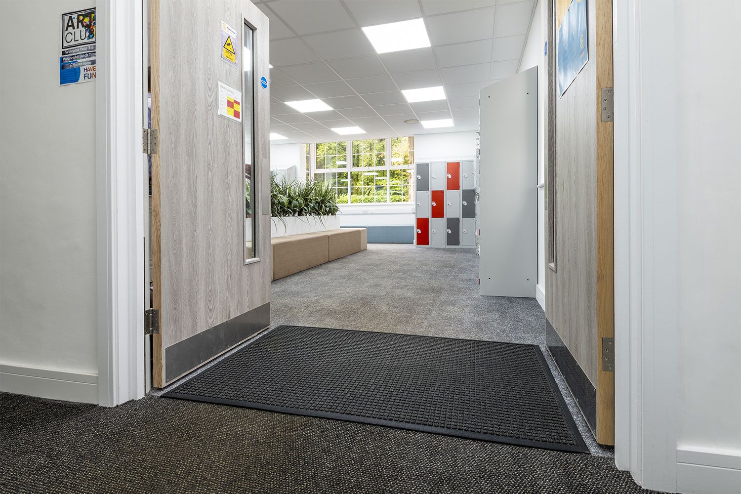 Aquasorb Durable Absorbent Entrance Mat - Image 3