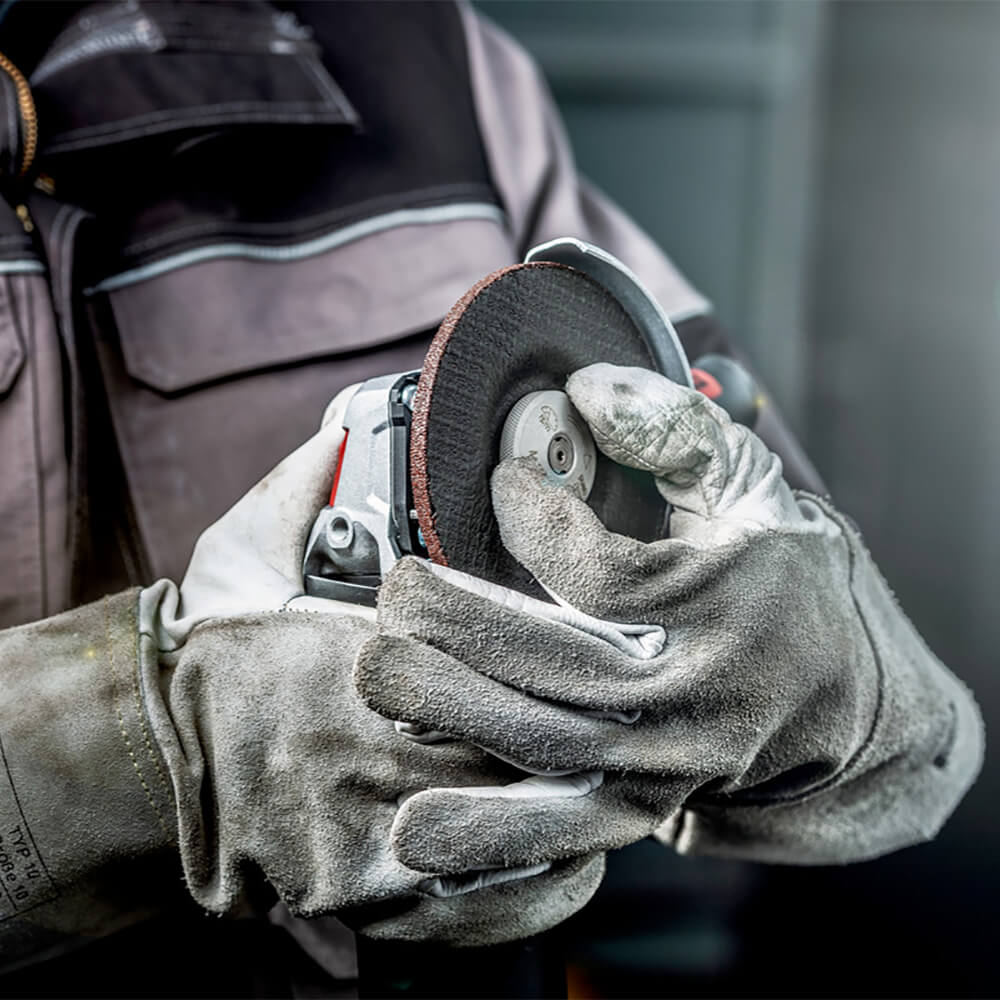 MAXVAC Dust Shroud & Metabo 115mm Angle Grinder Package, Pre-Installed - Image 4