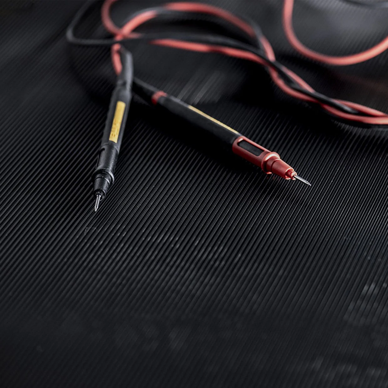 Rib Rubber 450V Electrical Safety Matting - 10m roll - Image 3