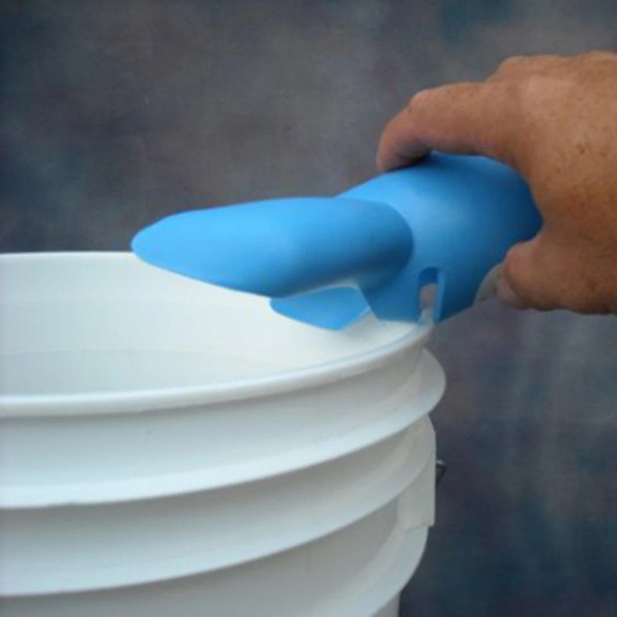 Waletale Mixing Bucket Dust Extraction Attachment - Image 8